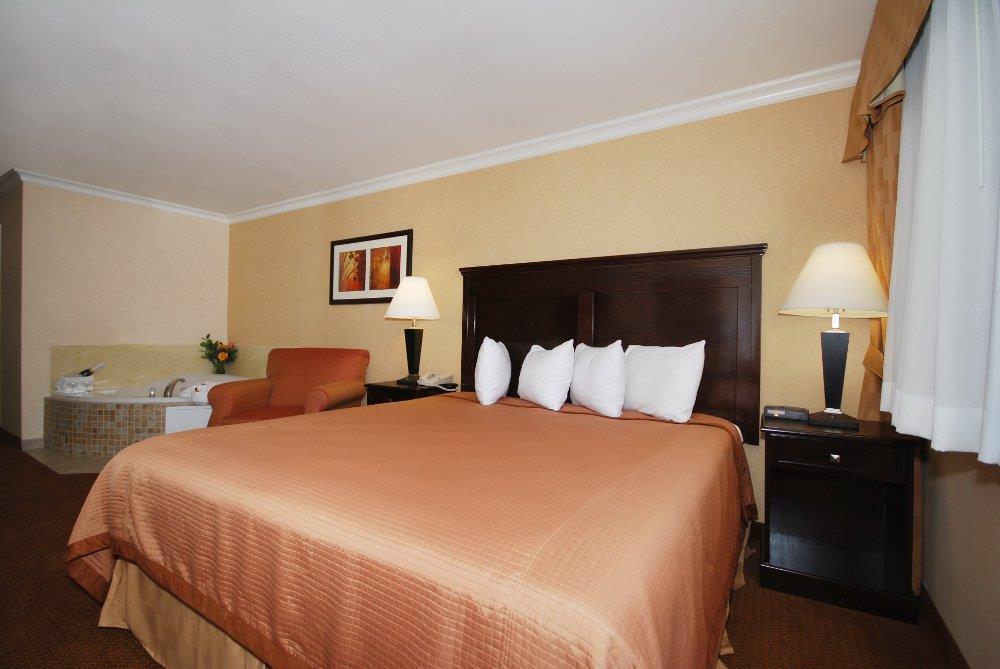Pasadena Rose & Crown Hotel Room photo